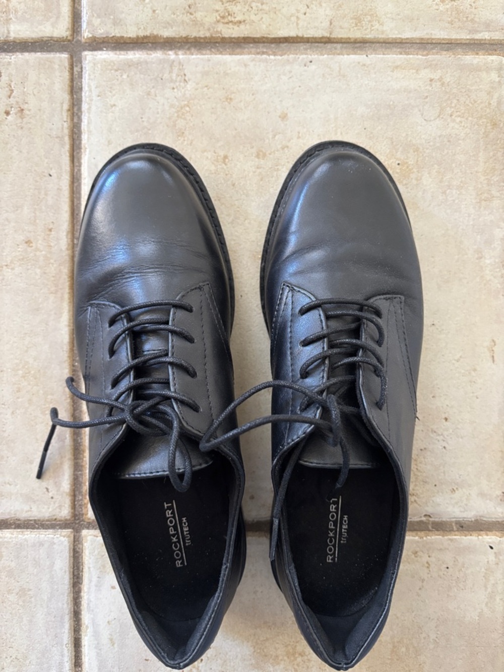 Women’s Rockport Black Leather Lace-Up Oxfords